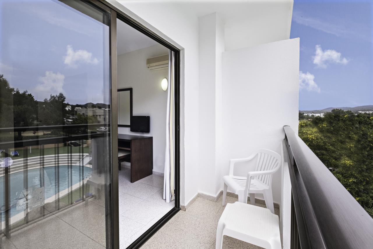 Twin Room Mar Amantis II