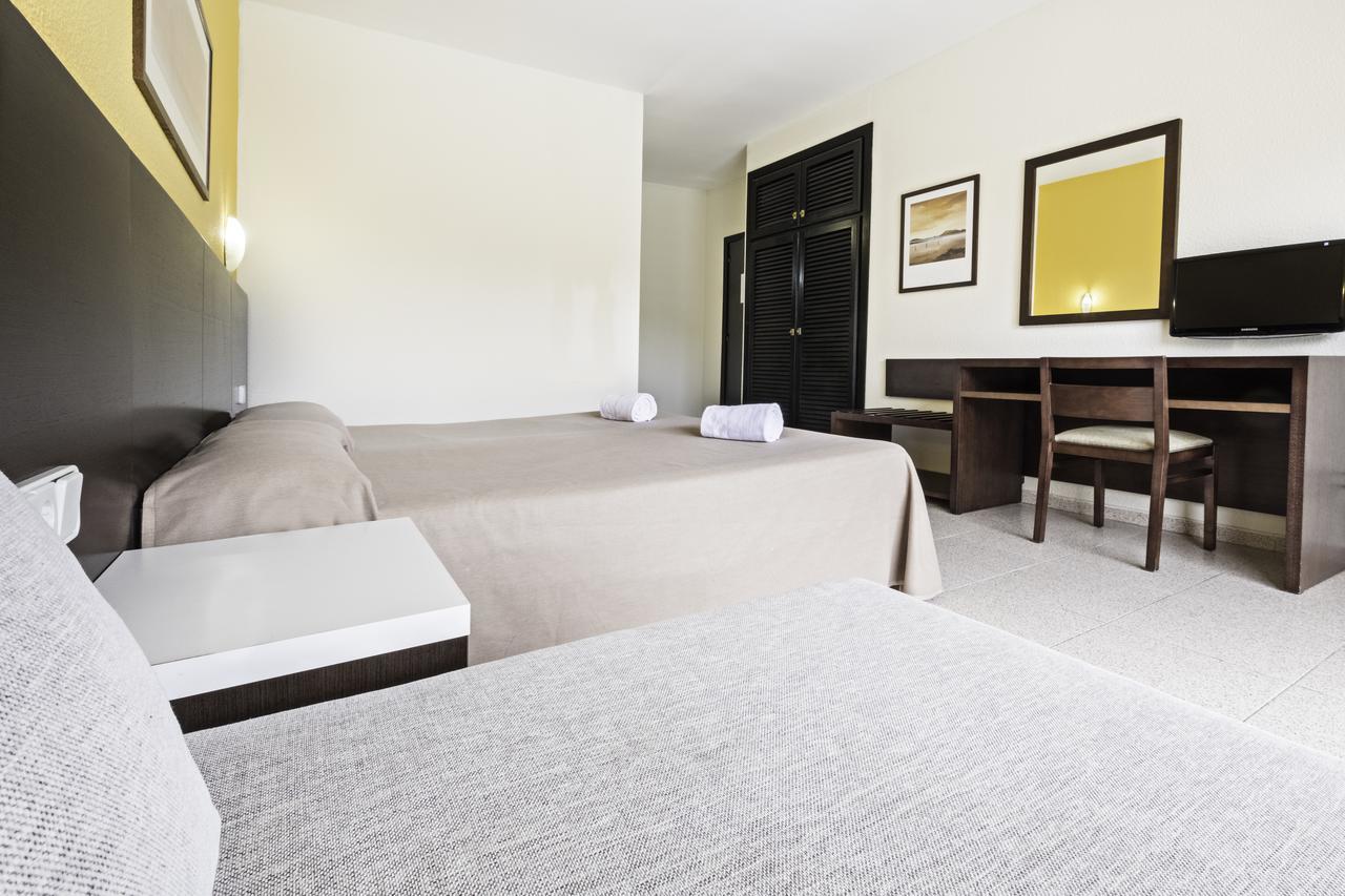 Twin Room Mar Amantis II